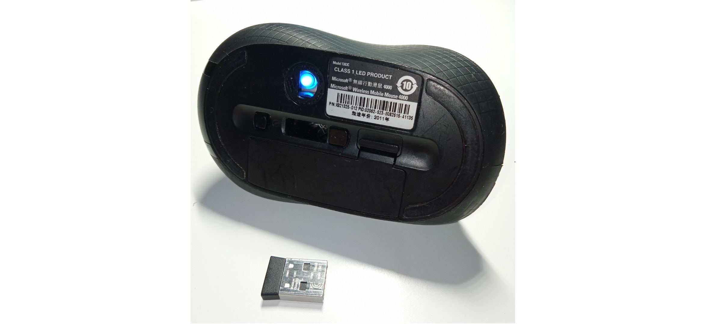 Chuột không dây Microsoft Wireless Mouse 4000 BlueTrack - D5D-00007 có công nghệ bluetracks cao cấp